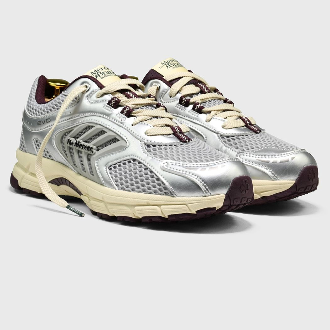The Mercer Brand The Re-Run EVO Silver Sneaker Zilver/Rood
