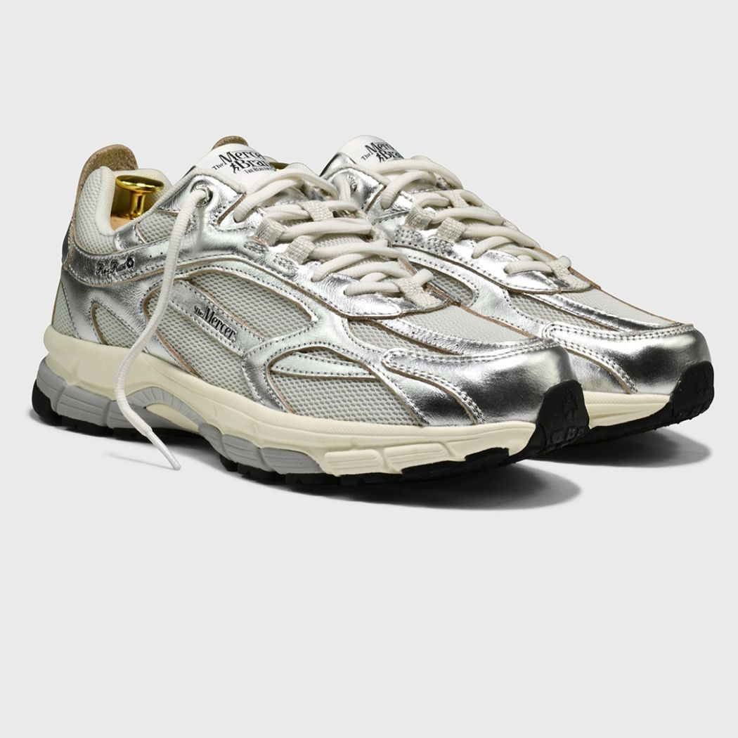 The Mercer Brand The Re-Run Pine Metallic Sneaker Zilver