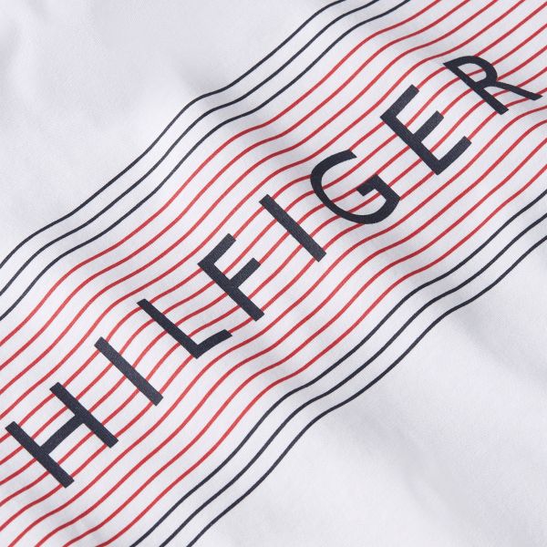 Tommy Hilfiger Brand Love Chest Logo T-shirt Wit