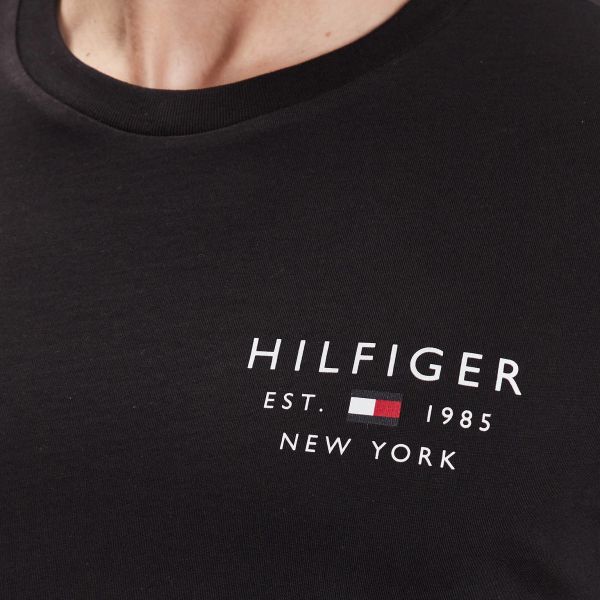 Tommy Hilfiger Brand Love Small Logo T-shirt Zwart