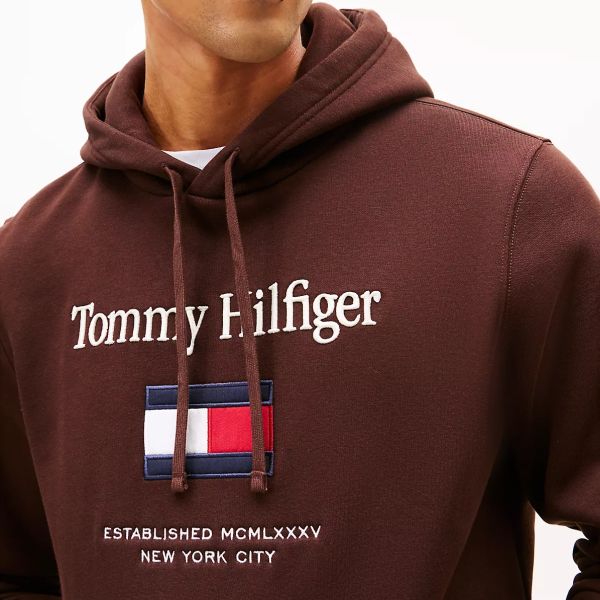 Tommy Hilfiger Embro Flag Hoodie Bruin
