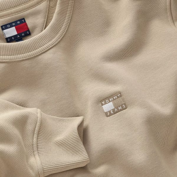 Tommy Jeans Badge Sweater Beige
