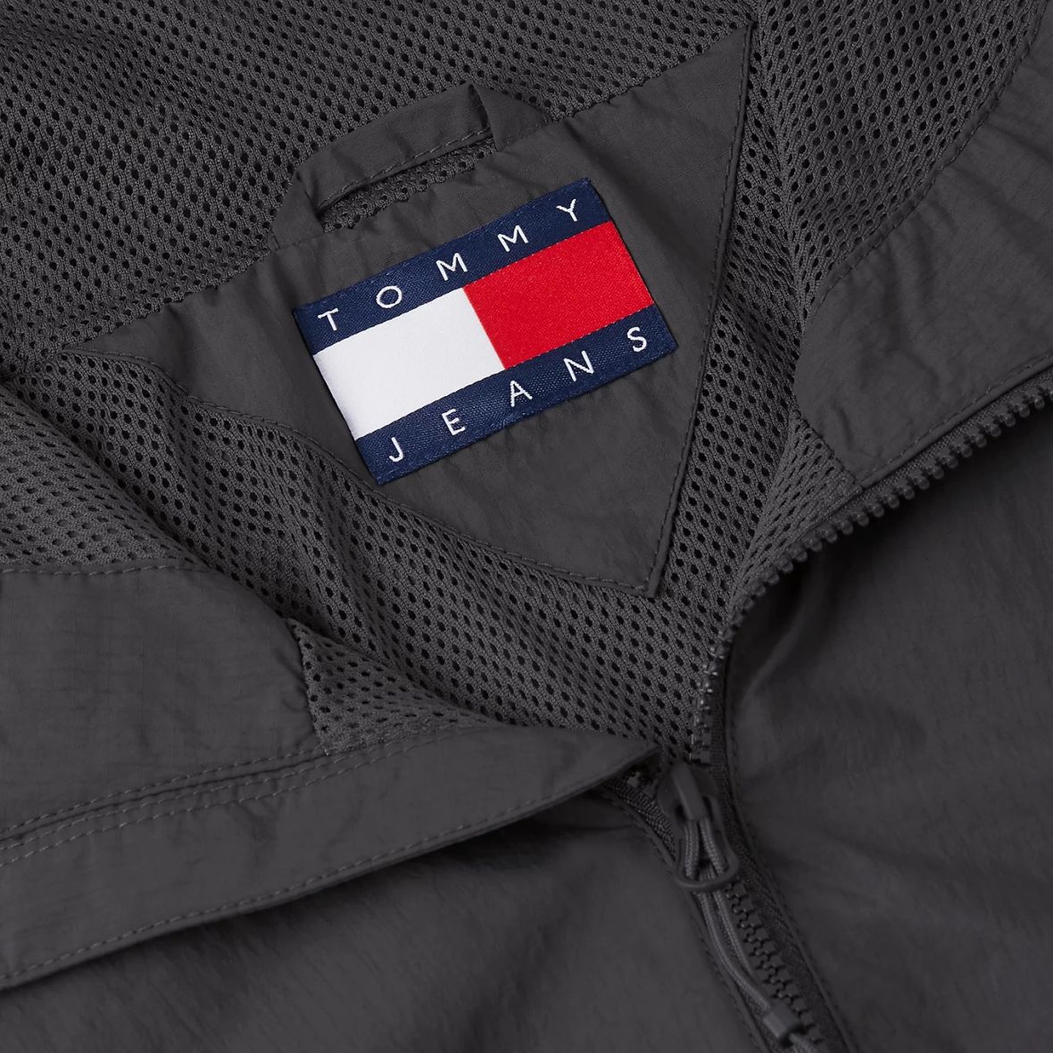 Tommy Jeans Chicago Packable Jack Zwart