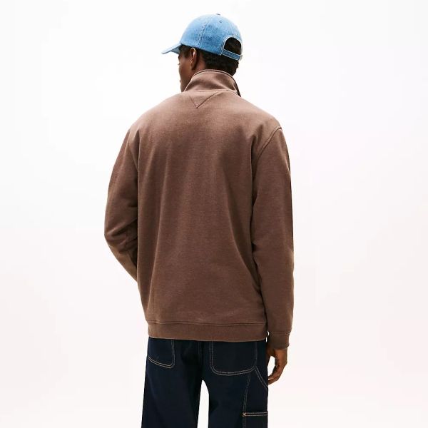 Tommy Jeans Regular Badge Quarter Zip Sweater Bruin