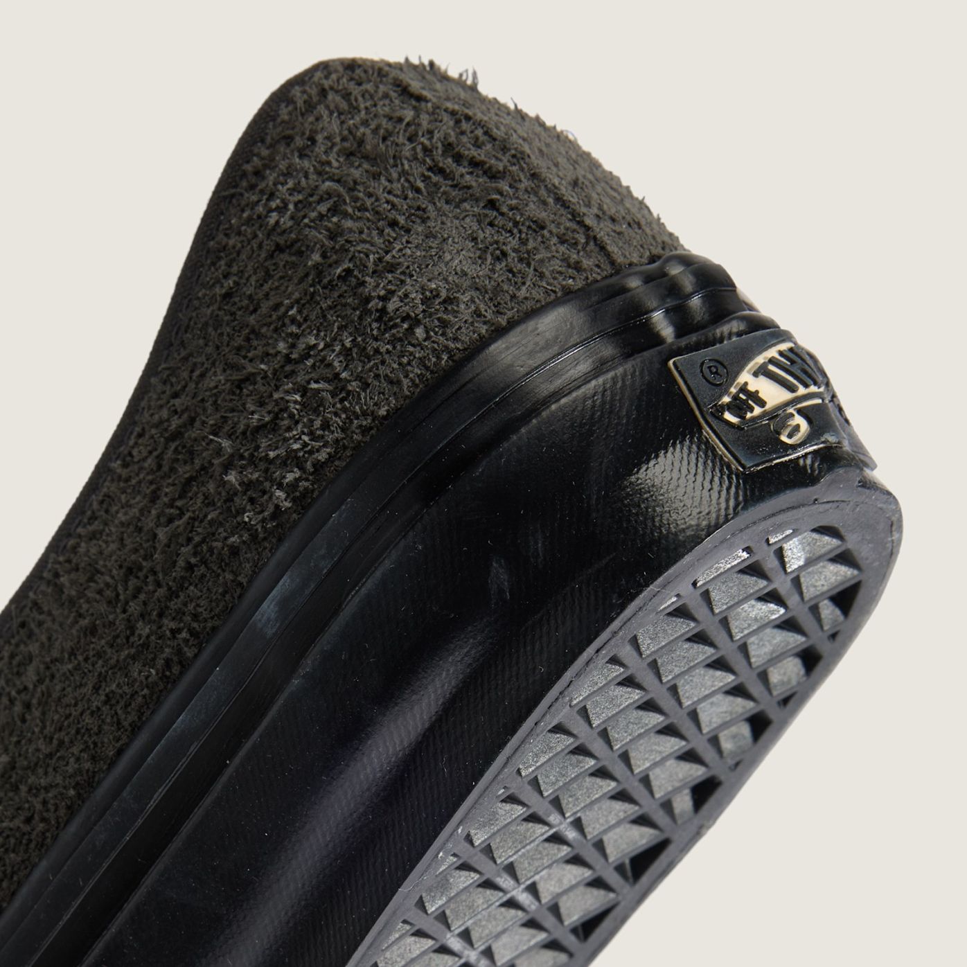 Vans LX Authentic 44 Hairy Sneaker Zwart