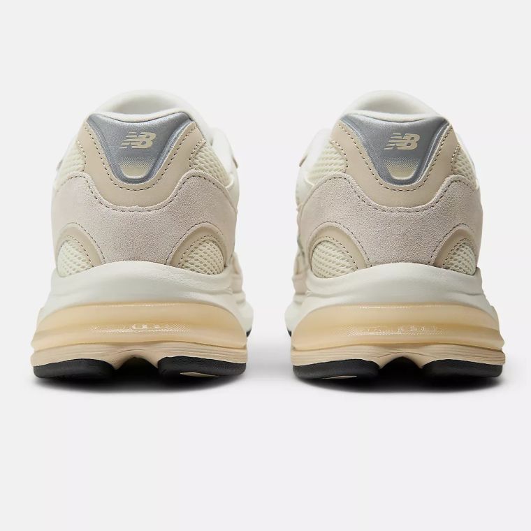 New Balance 2010 Sneaker Off White